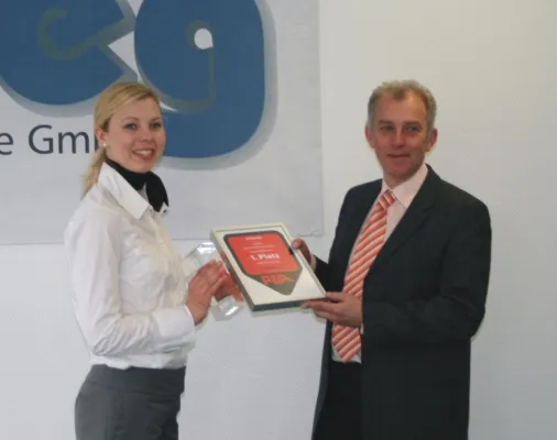 Bild: Dortmunder Roboterbauer roTeg erhält Best Product Award