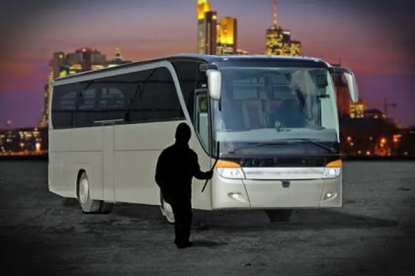 Bild: Dittmeier warnt vor neuen Tricks der Busdiebe seit März 2013