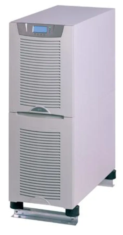 Mit DNV-Zertifizierung für den Einsatz auf Schiffen oder Bohrinseln: die Eaton 9155 und 9355 Marine-USV-Anlagen