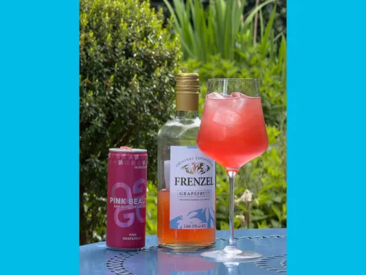 Bild: Pink Beauty FRENZEL – Der Sommer-Cocktail 2025 feiert Farbe, Geschmack und Festival-Vibes