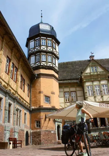 Historische Städte von Hann. Münden bis Hameln auf dem Weser-Radweg erleben Bild: Historische Städte von Hann. Münden bis Hameln auf dem Weser-Radweg erleben