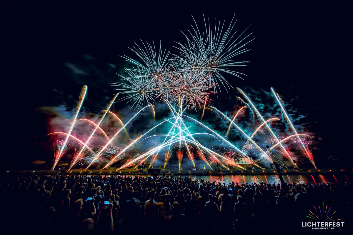 Lichterfest Bodenwerder Multimedia-Show (© Lichterfest Bodenwerder)