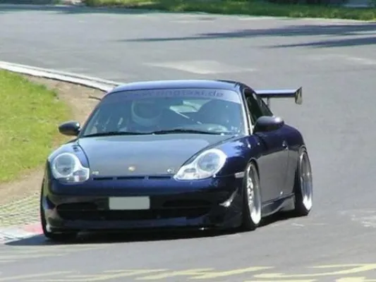 Bild: Fahrt im Porsche GT3 über den Nürburgring mit Ringtaxi.de und Album.de gewinnen.