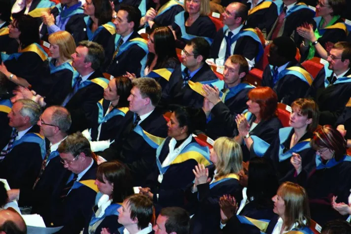 Bild: Die Open University Business School informiert über das MBA-Studium in Stuttgart