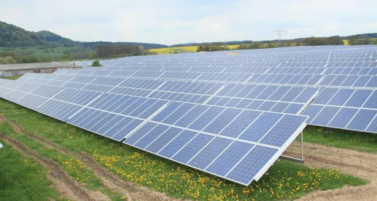 Bild: VISPIRON stellt eigenen Solarpark in Gotha mit 1,5 MWp fertig