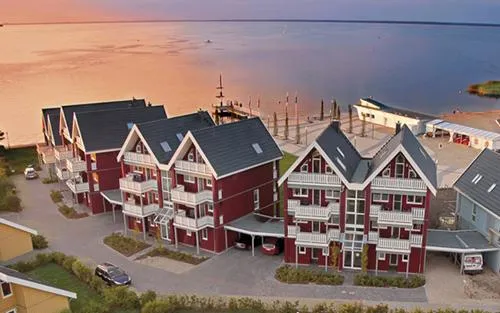 Hafendorf Müritz: Urlaubsspaß auf dem Wasser und an Land Bild: Hafendorf Müritz: Urlaubsspaß auf dem Wasser und an Land