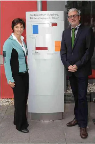 Bild: Ulrike Müller, MdL besucht Förderzentrum für Hörgeschädigte in Augsburg