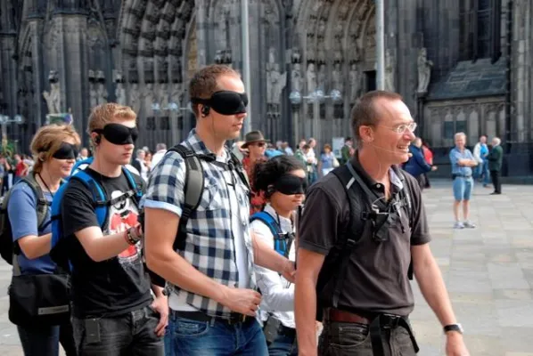 Bild: Kölner Blindwalk im Wettbewerb "365 Orte im Land der Ideen" ausgezeichnet
