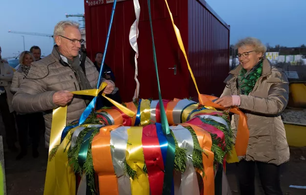 Bild: Kinderwunschzentrum Niederrhein feiert Richtfest des Neubaus