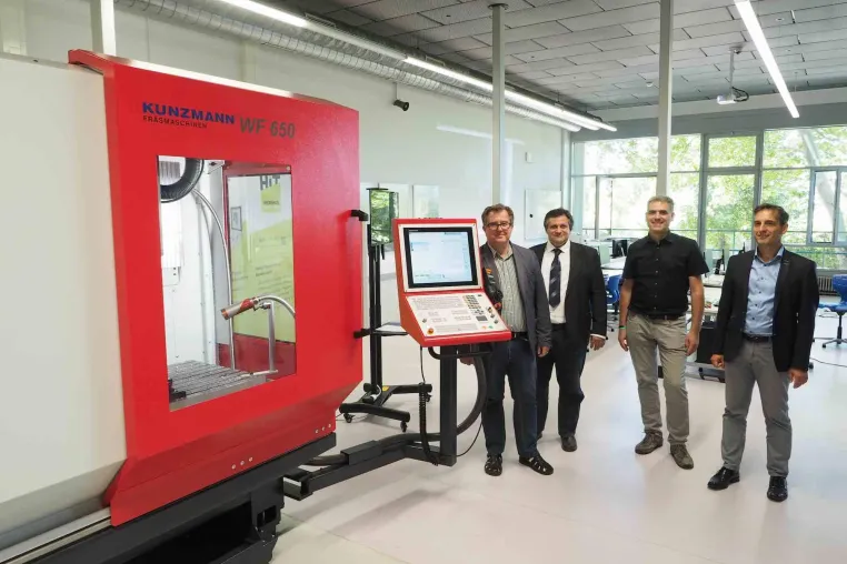 Bild: KUNZMANN Fräsmaschine für Industrie 4.0-Metallausbildung