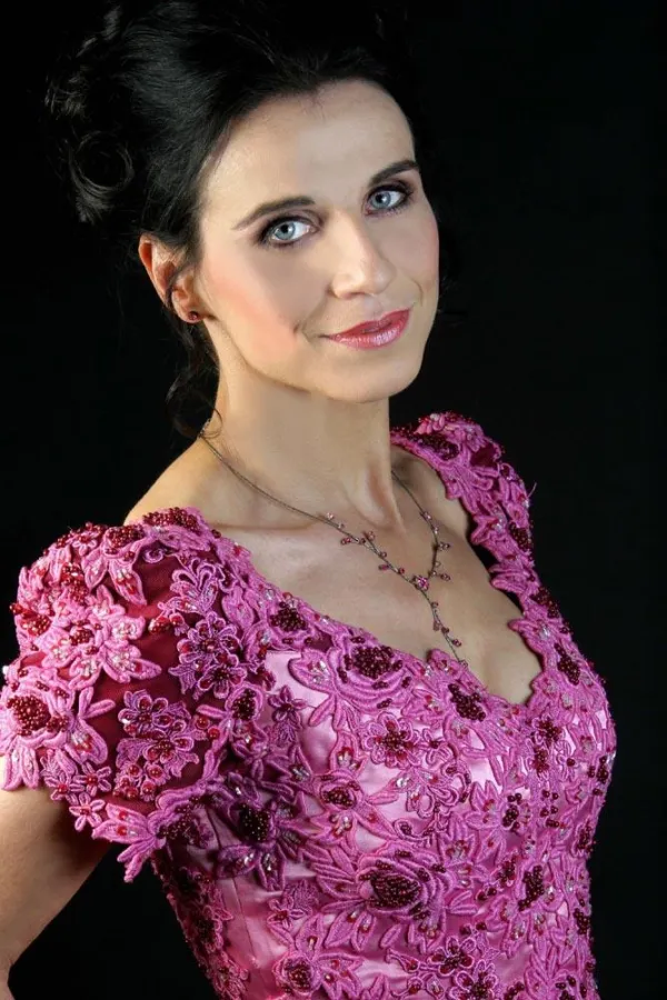 Sopranistin Christine Wolff ist Fanny Hensel an der Oper Leipzig