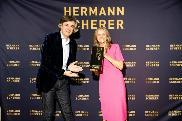 Neue Speaker braucht das Land - Angelika Neiber erfolgreich beim internationalen Speaker Slam Bild: Neue Speaker braucht das Land - Angelika Neiber erfolgreich beim internationalen Speaker Slam