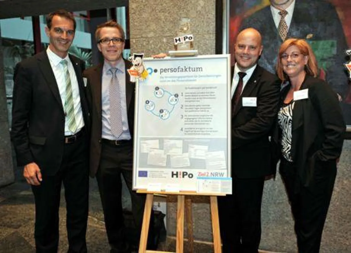 Die Teams von ST@RT HÜRTH & persofaktum; Foto: Oliver Schulze