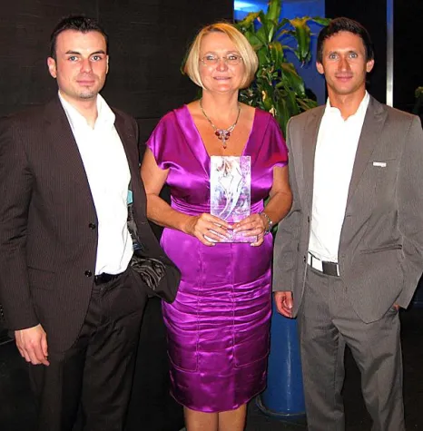 Motorsport-Magazin.com Redakteurin Karin Sturm mit Bayerischem Sportpreis ausgezeichnet Bild: Motorsport-Magazin.com Redakteurin Karin Sturm mit Bayerischem Sportpreis ausgezeichnet