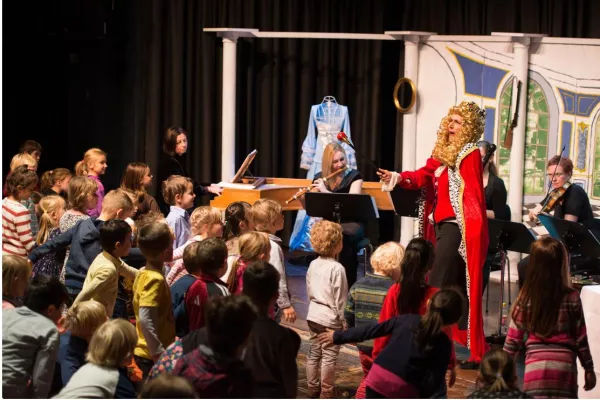 Bild: Kinderkonzert in München: Barock rockt! Eine Zeitreise mit den Starkomponisten Bach, Vivaldi, Händel