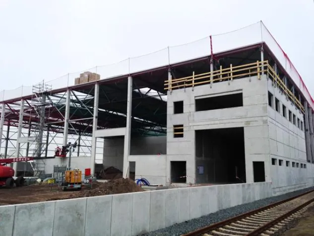 Richtfest bei der Rieck Entsorgungs-Logistik Bild: Richtfest bei der Rieck Entsorgungs-Logistik