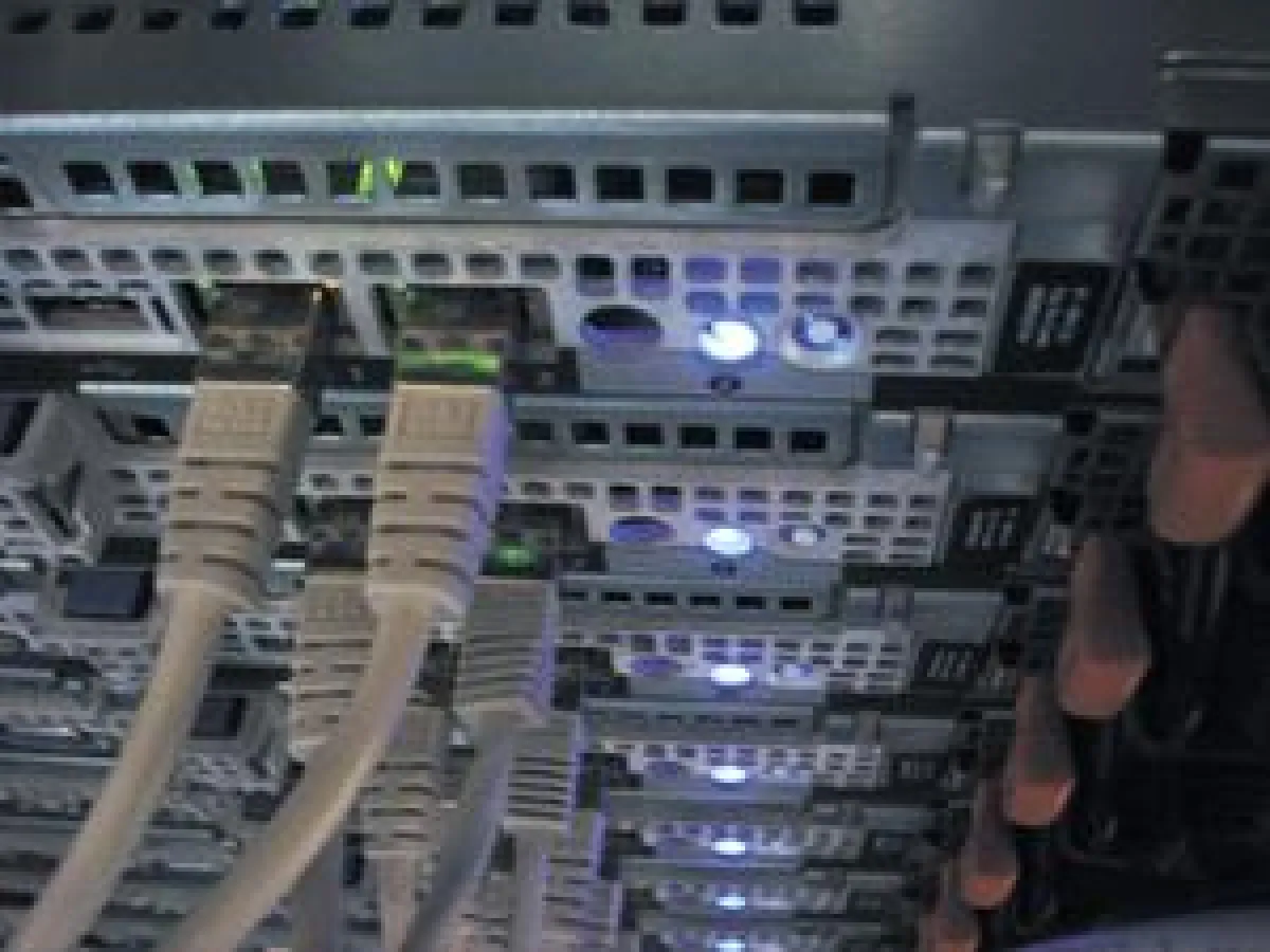 Maxxserver.de setzt trotz niedriger Preise auf hochwertige Markenhardware bei den vServern.