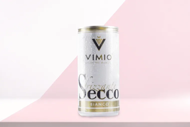 Bild: Wein-Start-Up VIMIO® launcht Getränkedose und gewinnt auf Anhieb eine Medaille bei der Berliner Wine Trophy 