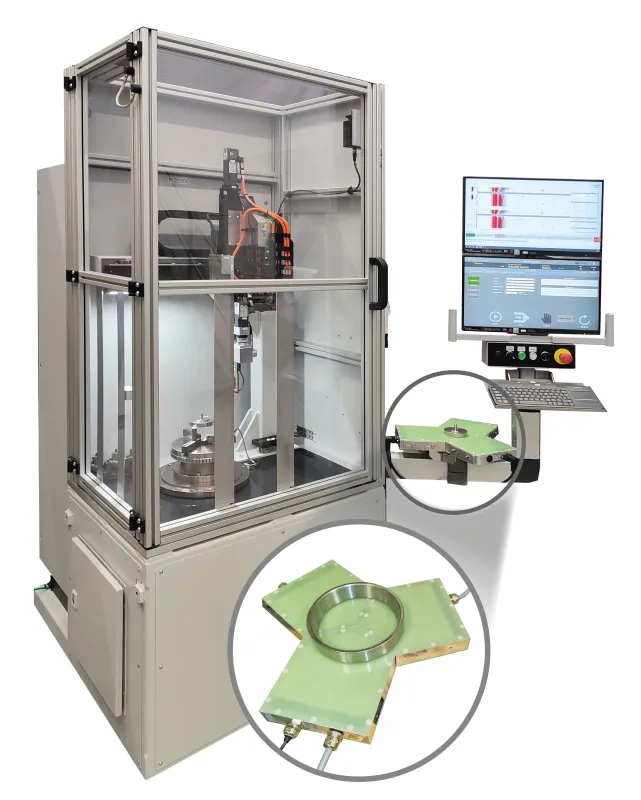 Das Spulensystem RFS03 kann wahlweise mit dem Leistungsmodul LM20 betrieben oder in ein N-DECT Flexi (© CESTRIOM / N-DECT )