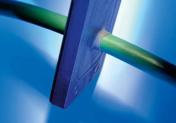 Bild: 1 Kabeldurchführung für 1001 Anwendungen