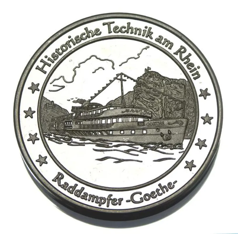 Raddampfer Goethe vor der Loreley