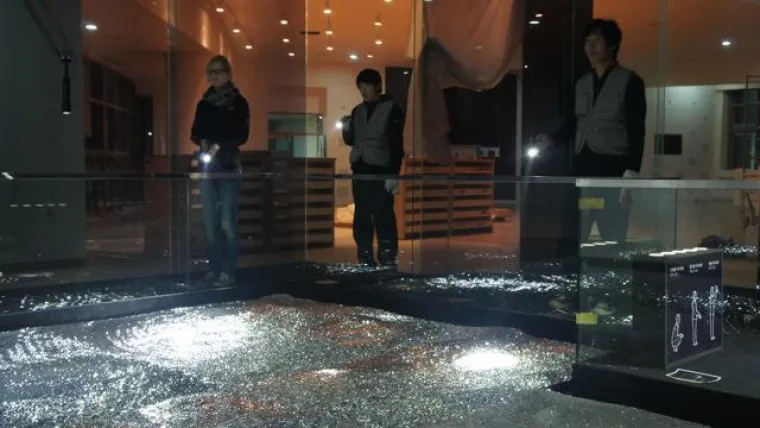 Bild: „River is …“ – Spiegelinstallation in Korea