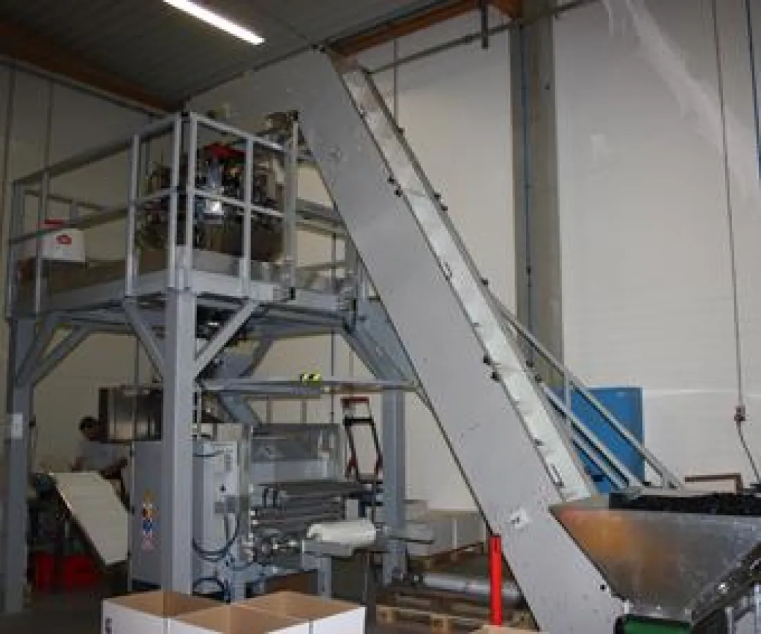 Ilapak Vegatronic 1000 S Vertikalpackanlage