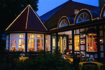 Bild: Das Romantik Hotel Bösehof erstrahlt ab Ende November im weihnachtlichen Glanz