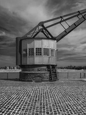 Bild: Rheinauhafen Köln liefert vielfältige Anreize für Fotokunst - Brillante Schwarzweiß-Bilder in kleiner Edition