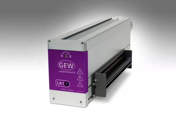 Bild: GEW mit neuem, luftgekühltem LED UV-System auf der Labelexpo in Chicago