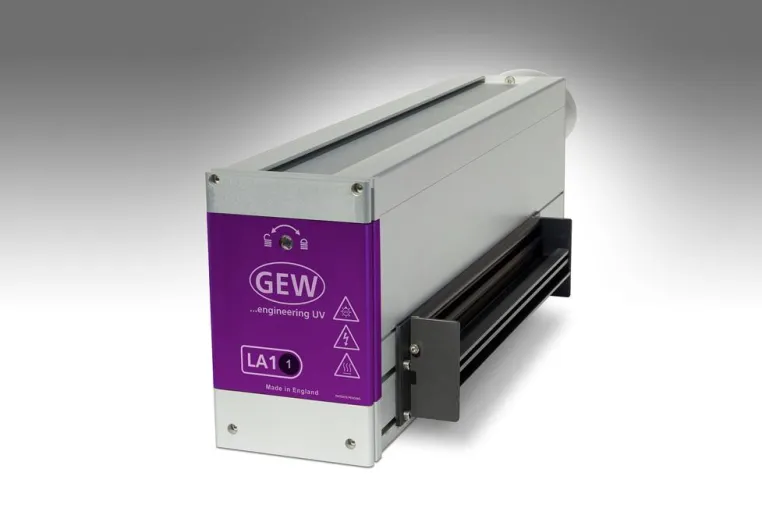 Bild: GEW mit neuem, luftgekühltem LED UV-System auf der Labelexpo in Chicago