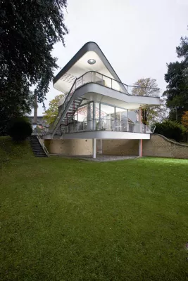 Bild: „Mit Licht gebaut. Ein „Lebensschiff“ von Hans Scharoun“