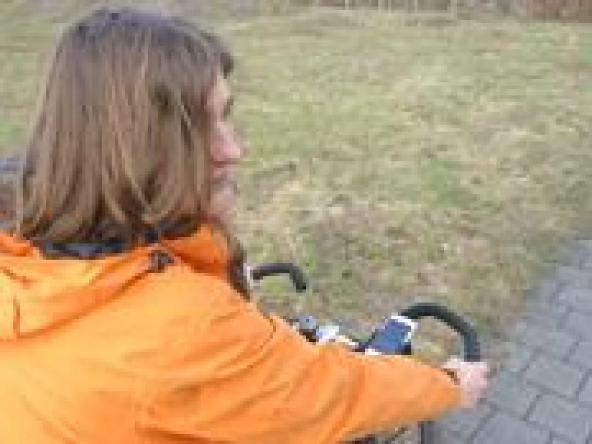 Das Handy zum Fahrrad-Navi machen: das Projekt Naviki der FH Münster stellt auf der Computermesse CeBIT den Fahrrad-Routenplaner www.naviki.org sowie Software für die Fahrrad-Navigation per iPhone und