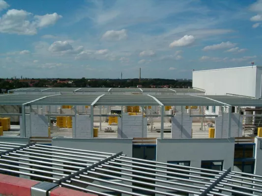 Bild: Mehr Platz, neueste Technik und zusätzliche Arbeitsplätze