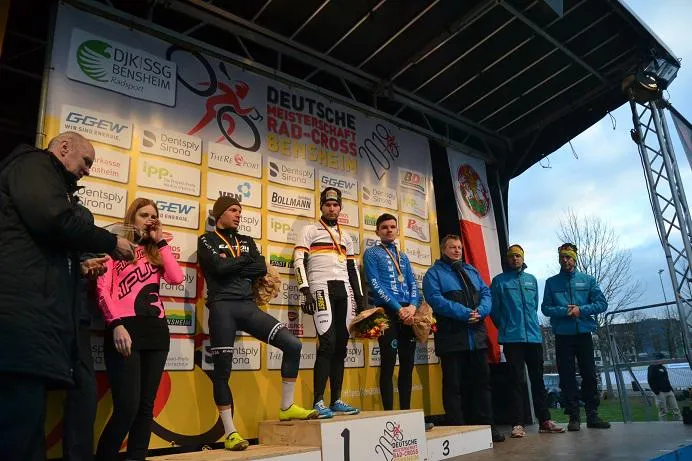 Sascha Weber wird Dritter beim Cyclo Cross in Eschenbach Bild: Sascha Weber wird Dritter beim Cyclo Cross in Eschenbach