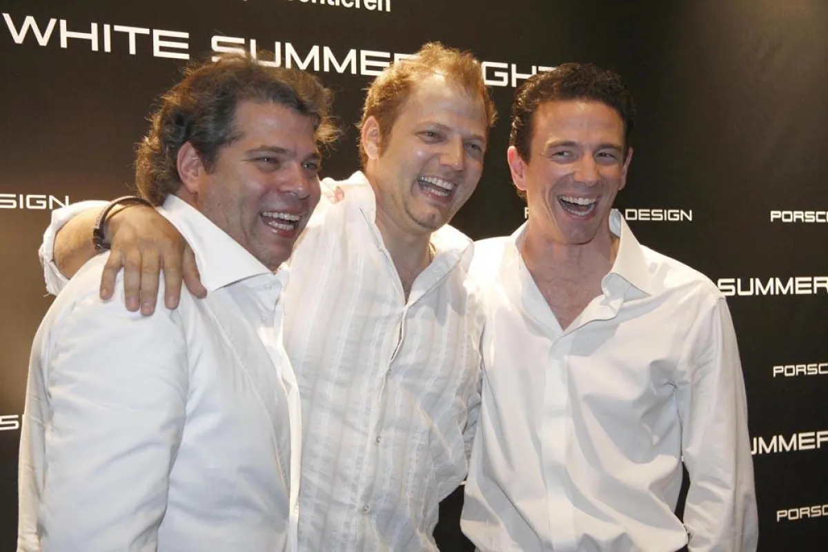 Thomas Peter Friedl, Mario Barth und Oliver Berben. Oliver Berben und Thomas Peter Friedl praesentierten zusammen mit Porsche Design die neue White Collektion bei der White Summer Night im Stilwerk in
