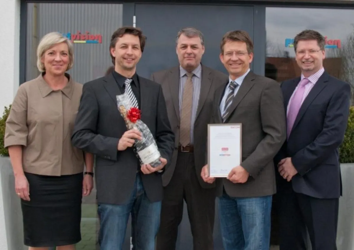 Als erster Fachhandelspartner erhält Printvision die Zertifizierung 
