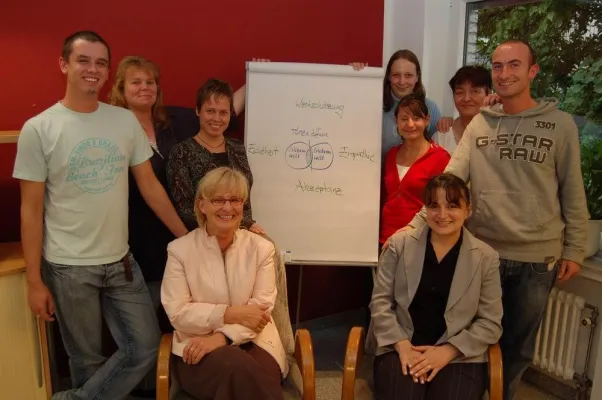 Bild: Die Mitarbeiter von morgen schulen - neun Auszubildende in Hamm