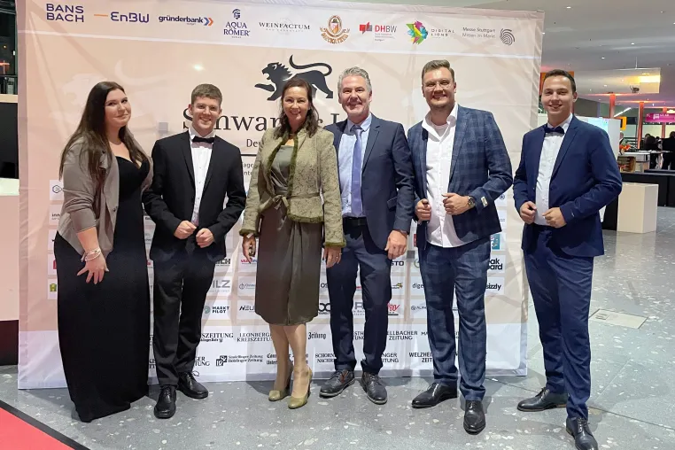 Bronze für Karin Bacher Consultants beim „Schwarzen Löwen“ im Bereich Diversity Human Ressources Bild: Bronze für Karin Bacher Consultants beim „Schwarzen Löwen“ im Bereich Diversity Human Ressources