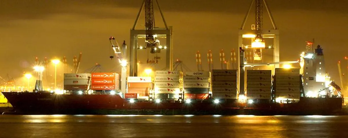 MS “GLUECKSBURG”, Burchardkai, Hafen Hamburg