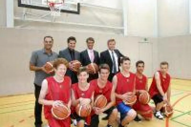 Bild: Regionalwerk Bodensee sponsert Basketballer des TSV Eriskirch