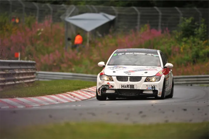 Bild: Zweimal Platz drei und ein Ausfall für Sorg Rennsport