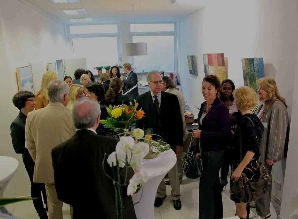 Eröffnungsfeier von Porta Mondial Düsseldorf mit begleitender Kunstausstellung