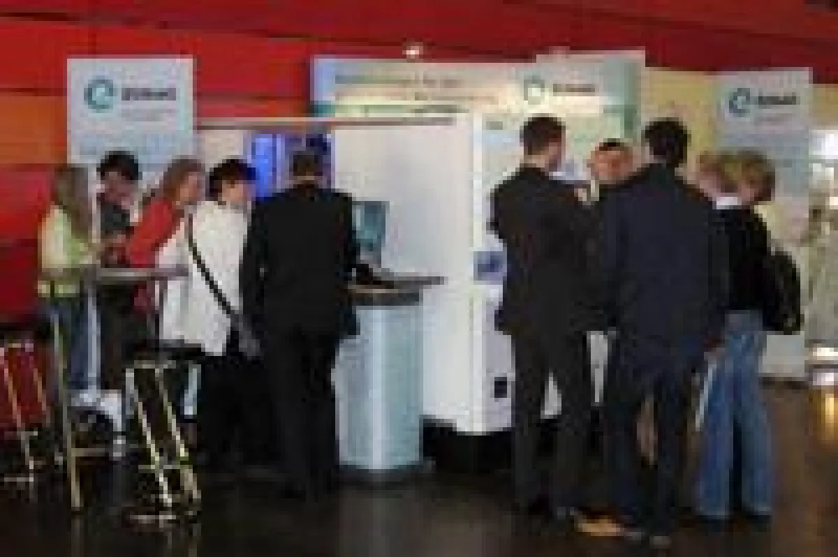 Besucherandrang am Rowa-Stand beim 2. Westfälisch-Lippischen Apothekertag in Münster