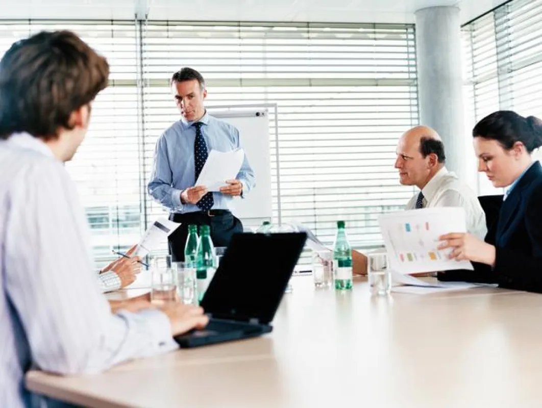 In wirtschaftlich schwierigen Zeiten sind Business Center eine viel genutzte Alternative zum herkömmlichen Firmenbüro.