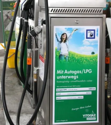 Autogasbilanz 2012 Schweiz: Absatz und Anzahl der LPG-Tankstellen stark gestiegen Bild: Autogasbilanz 2012 Schweiz: Absatz und Anzahl der LPG-Tankstellen stark gestiegen
