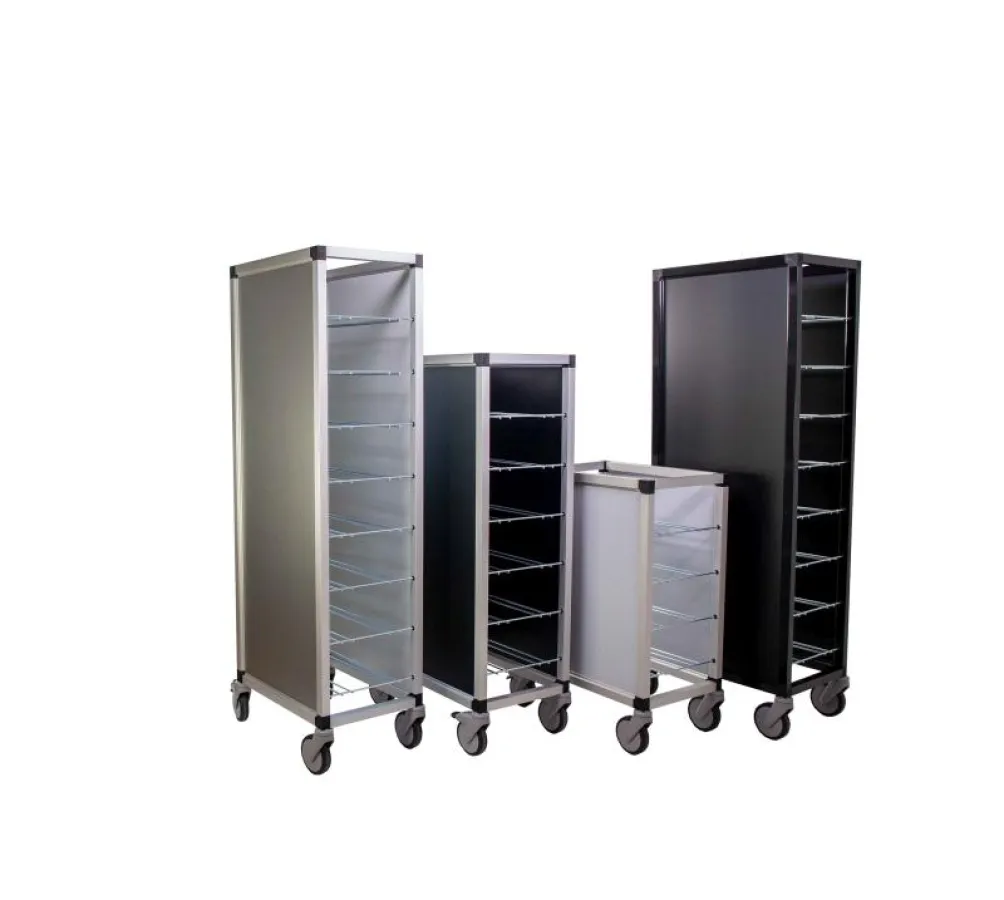 Die Abräumwagen Albert aus dem FMU-Sortiment sorgen im Gastrobereich schnell für klare Verhältnisse.