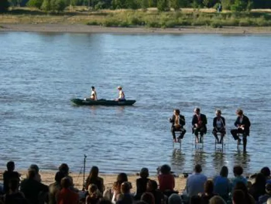 Bild: Literatur im Fluss, „Die Rheinlese“ findet zum 5. Mal am 28. Juli 2007 am Rheinstein 681,9 statt