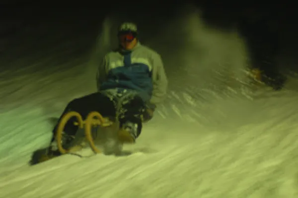 Bild: Mit dem Ulmer Rodelbus zur Flutlichtsause ins Allgäu