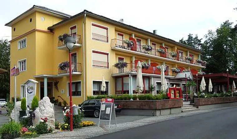 Bild: Kärnten: Strandhotel-Seeblick in St. Kanzien am Klopeiner See